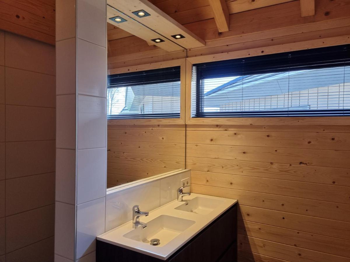 Chalet Met Sauna En Airconditioning Синт Аналанд Екстериор снимка